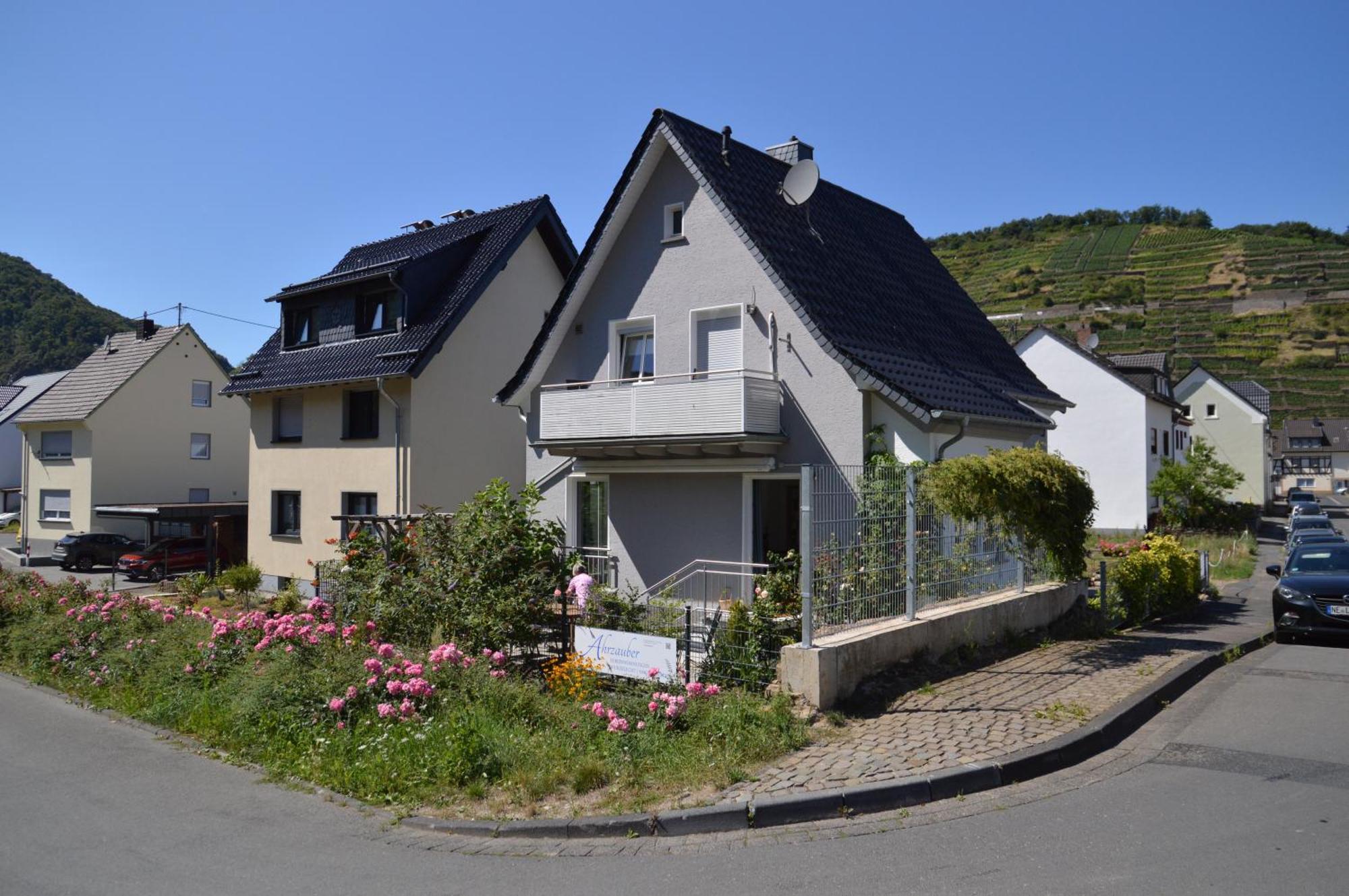 Ferienwohnung Wurzelecht バート・ノイェンアール・アールヴァイラー エクステリア 写真